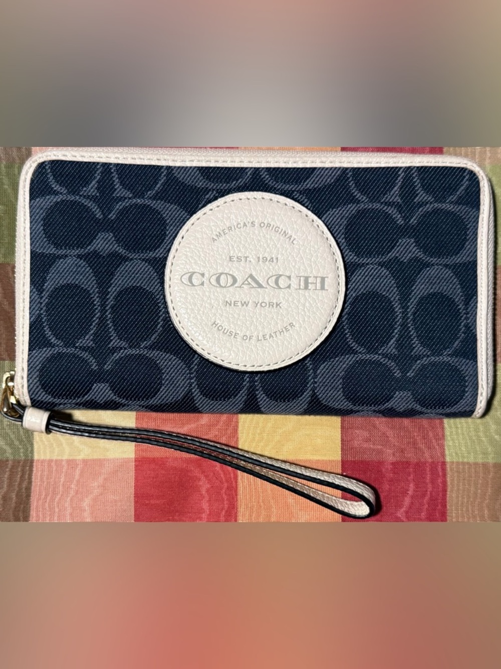 COACH Dempsey 40 Navy Denim/White Signature Tote with Wallet Double Zip Wristlet - Picture 12 of 14
